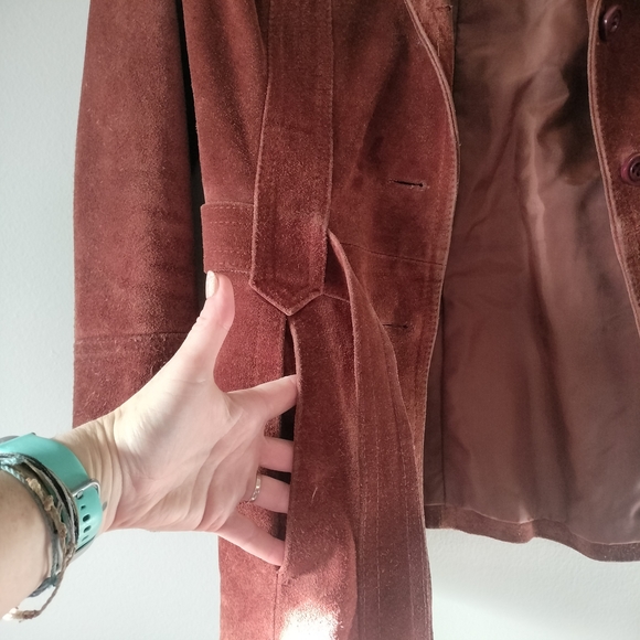 Vintage Burgundy Leather Jacket - Picture 6 of 9